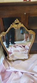 specchio con cornice dorata stile luigi xv 
