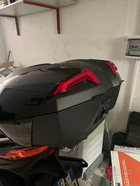 Bauletto originale Yamaha per Xmax con piastra