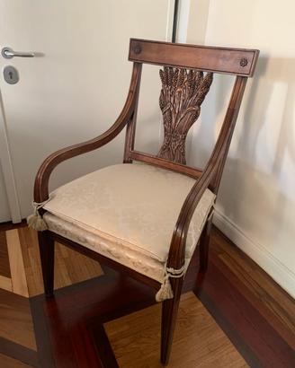 Sedia capotavola classica