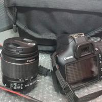 Fotocamera DSLR Canon EOS 2000D kit