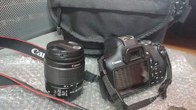 Fotocamera DSLR Canon EOS 2000D kit