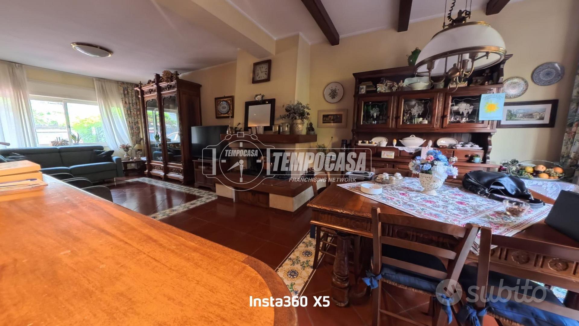 Villa a schiera in parco privato e signorile - Altro