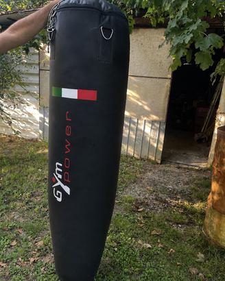 Sacco da boxe + supporto da muro