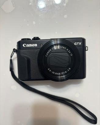 Canon G7X Mark II