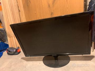 Tv Sony e monitor samsung