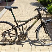 Mountain bike DA RIPARARE