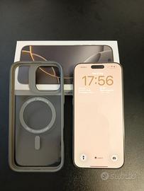 iPhone 16 Pro Max 256 GB + Cover ESR