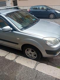 Kia rio 2005
