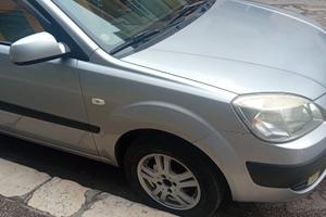 Kia rio 2005
