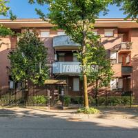 AMPIO QUADRILOCALE DOPPI SERVIZI CON BOX ZONA PARC