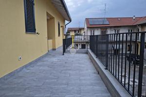 3 LOCALI A CESANO MADERNO