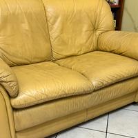 Set 2 divani in pelle