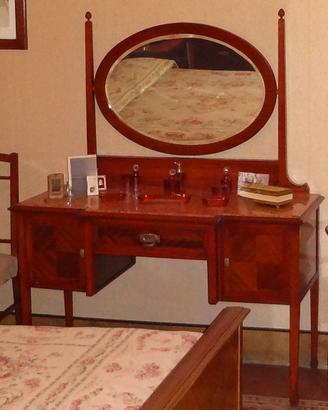 mobile toeletta anni 40
