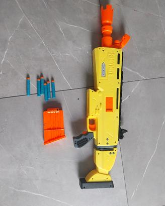 pistola nerf gialla ad aria compressa con 6 colpi