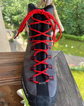 Scarponi trekking La Sportiva Trango Leather GTX