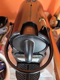 macchina caffè NESPRESSO SOLO CAPSULE