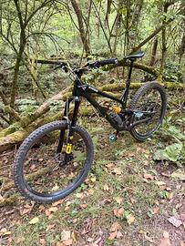 YT Jeffsy core 3 full carbon leggi descrizione