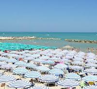 Trilocale arredato con balconi e doppi servizi