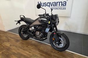 Husqvarna Svartpilen 401 *TASSO ZERO*