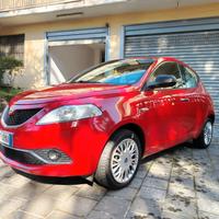 Lancia Ypsilon 1.2 69 CV 5 porte GPL Ecochic Gold