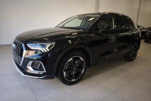 AUDI Q3 40 TDI quattro S tronic Business Advance