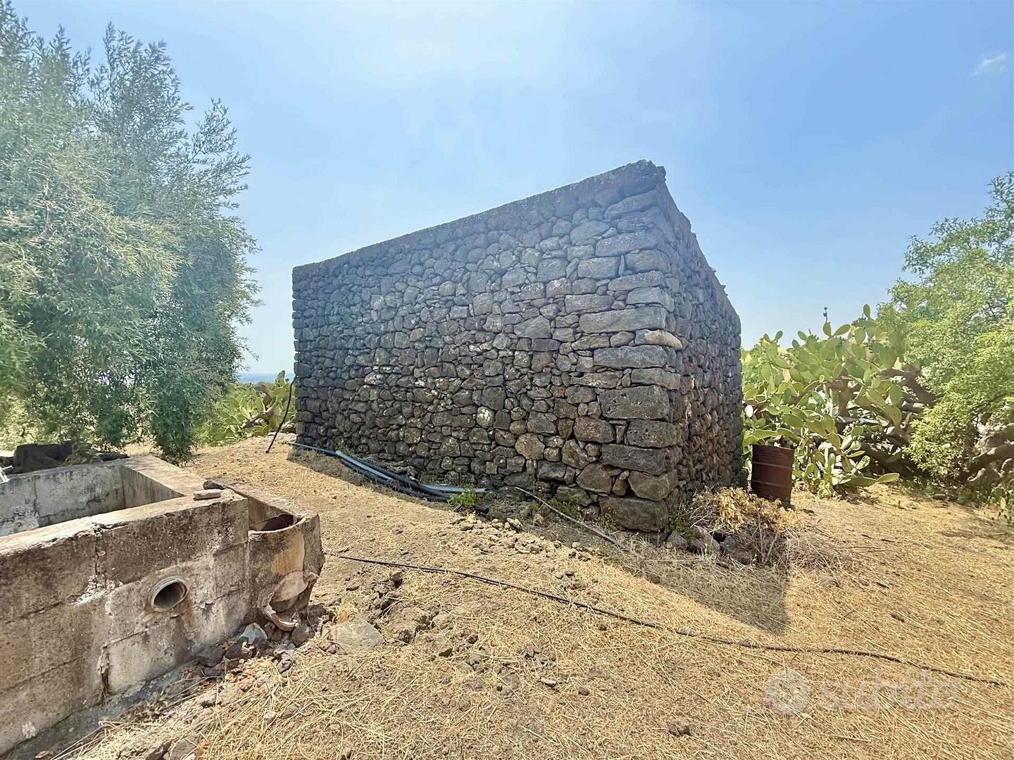 Rif.GL387- terreno agricolo santa maria di licodi - Vista 3
