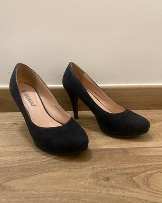 Scarpe chiuse con tacco 9 cm in velluto nero Tg 37