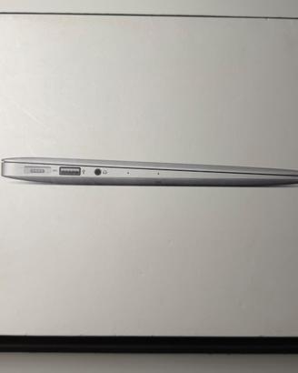 Macbook Air Apple