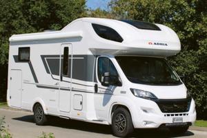 Camper mansardato