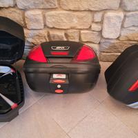 Tris Valigie GIVI V35 + Bauletto + Attacchi Honda