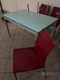 Tavolo + sedie