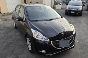PEUGEOT 208 1.4 HDI 2014