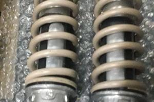 ammortizzatore SUZUKI UX50 ZILLION NUOVO