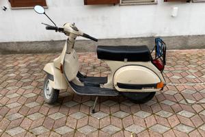 Vespa p150x 1981 conservata