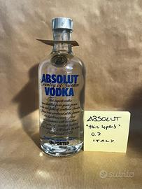 Absolut Vodka Limited Edition BLUE this superb 700