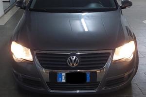 Auto Volkswagen Passat