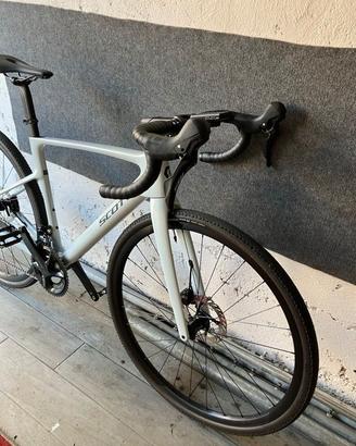 Scott Addict 50 gravel, endurance, bici da corsa