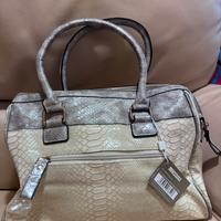 Borsa bauletto motivo coccodrillo Carpisa