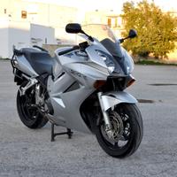 Honda VFR 800 V4 V Tech 2003