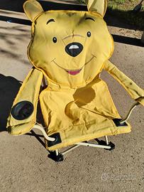seggiolina winny pooh e una in legno 