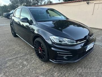 Volkswagen Golf 2.0 TDI DSG 5p. Executive BlueMoti