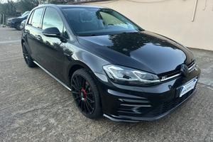 Volkswagen Golf 2.0 TDI DSG 5p. Executive BlueMoti