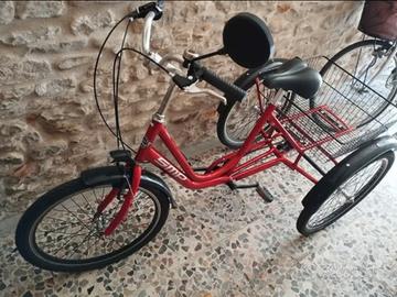 BICI 3 RUOTE ADULTO CON CESTO NUOVA