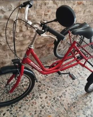BICI 3 RUOTE ADULTO CON CESTO NUOVA