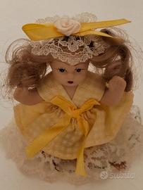 Bambola da collezione vintage in porcellana - Abit