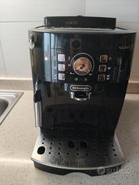 macchina caffè Espresso MagnificaS 