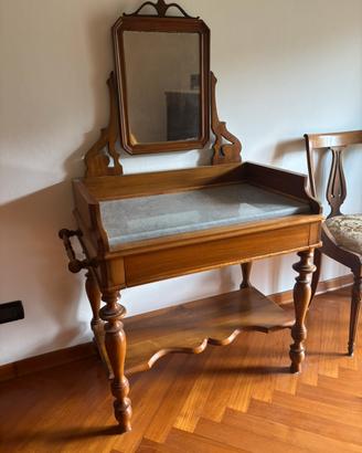 Toeletta tavolino da trucco con specchio in stile