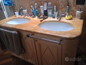Top bagno più lavandinipiù rubinetteria