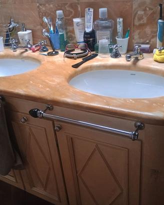 Top bagno più lavandinipiù rubinetteria