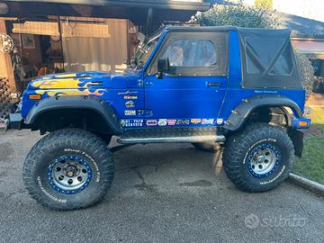 Suzuki samurai 5700 V8